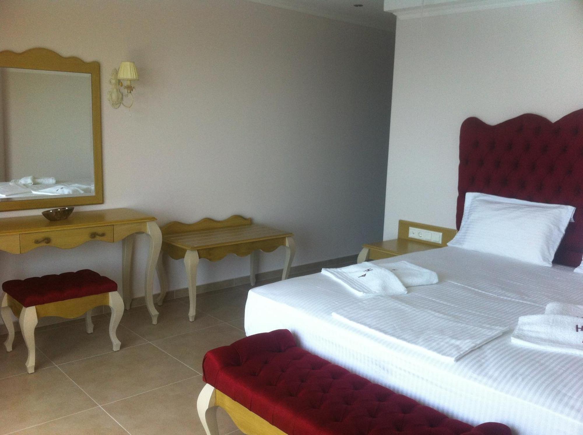Palatino Hotel ปาร์กา ภายนอก รูปภาพ