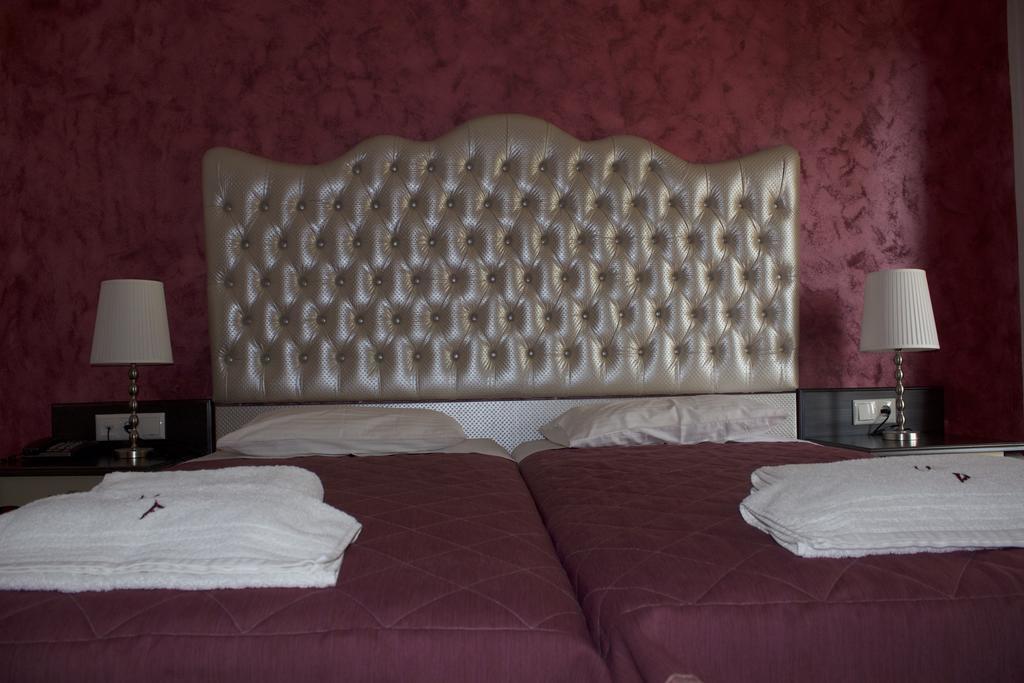Palatino Hotel ปาร์กา ภายนอก รูปภาพ